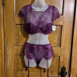 Frederick's of Hollywood Deep Purple Lace Bra Set
